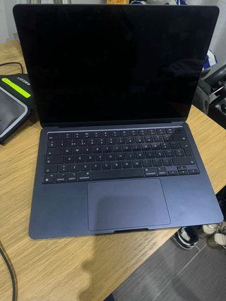 MacBook Air M2 2022