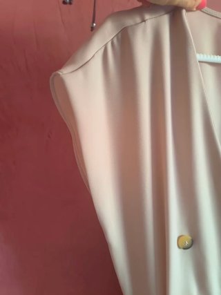 Mono cruzado beige talla S
