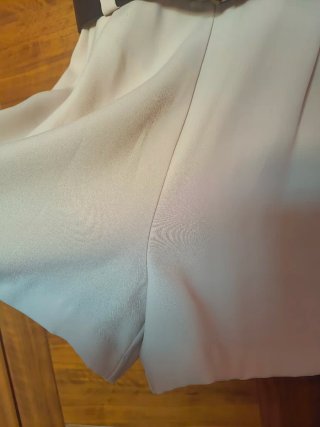 Mono cruzado beige talla S