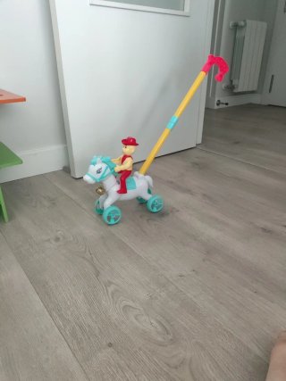 Andador vaquero y caballo para niños