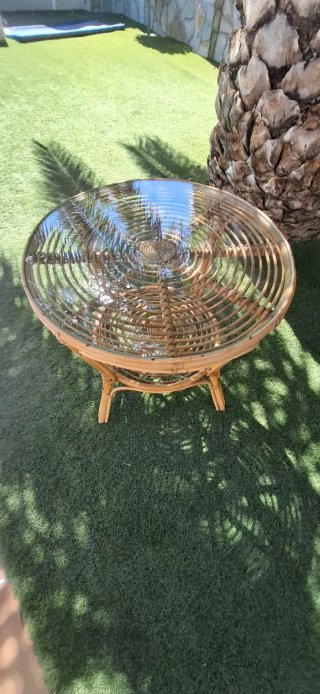 Mesa redonda bambú y cristal