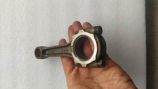 Biela motor Suzuki GS 500