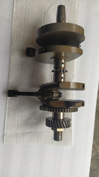 Biela motor Suzuki GS 500