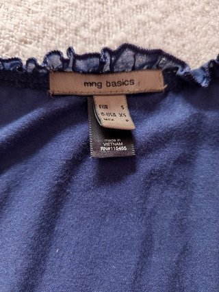 Top MNG Basics escote V azul marino Talla S