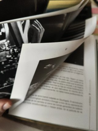 Extraños en un tren Alfred Hitchcock DVD + Libro