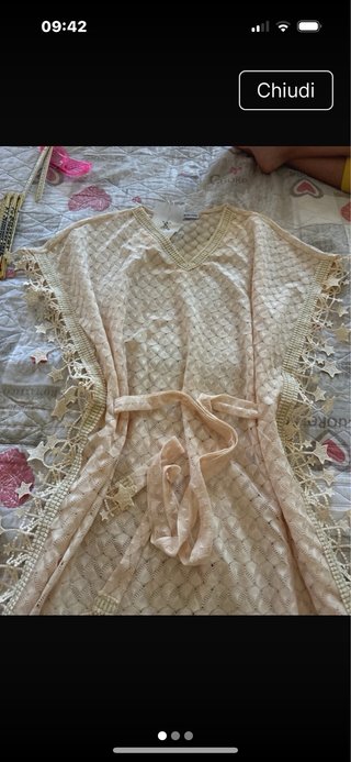 Copricostume beige pizzo