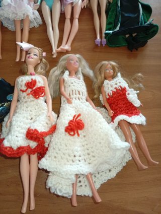 Lotto Bambole Barbie e borsa orientale