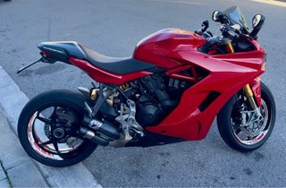 Ducati Supersport S 2018 Roja