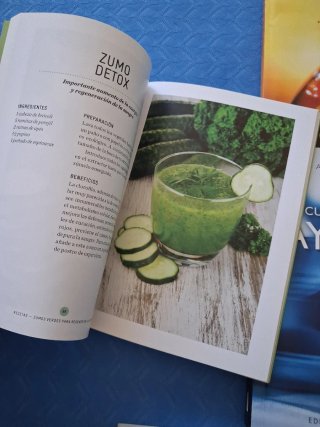 Set de 4 libros sobre salud y alimentación