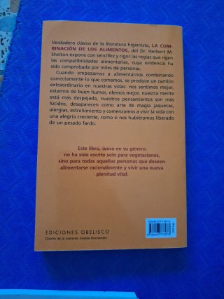 Set de 4 libros sobre salud y alimentación
