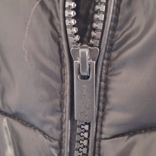 Abrigo acolchado negro Pepe Jeans