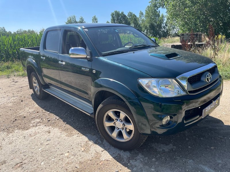 Toyota Hilux 3.0 D4-D - foto 1
