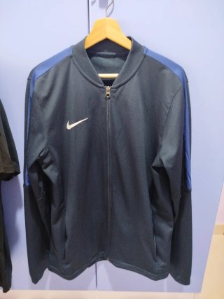 Chaqueta Nike Negra y Azul original