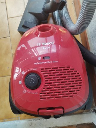 Aspiradora Bosch GL-20 Roja
