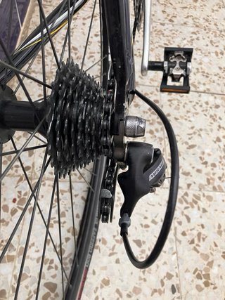 Bicicleta de carretera KUIPS Supernova
