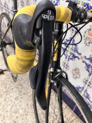 Bicicleta de carretera KUIPS Supernova