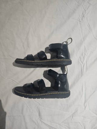 Sandalias Dr. Martens Marabel Negras Nuevas