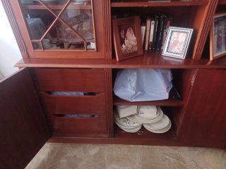 Mueble de caoba clásico para salón