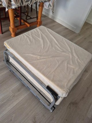 Puf Cama Plegable Rojo