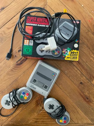 Nintendo SNES Classic Mini Consola