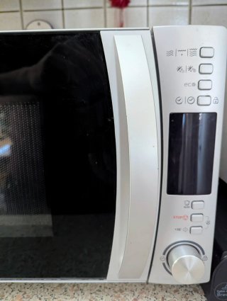 Forno microonde Candy Grill CMXG22DS
