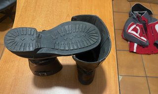 Abbigliamento motociclismo - Giubbotto e Stivali