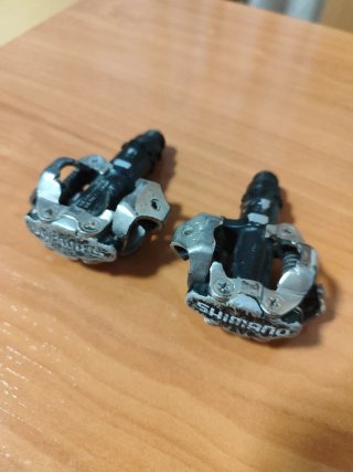 Pedales Shimano SPD M520