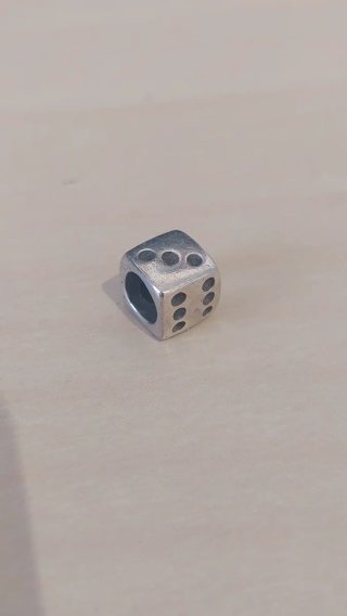 Charm Dado Plata Estilo Pandora