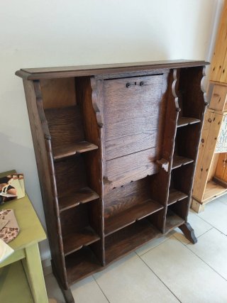 Mueble escritorio antiguo de madera