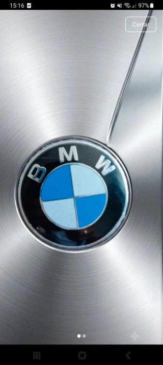 Emblema BMW nuevo.