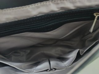 Bolso bandolera Tous piel serpiente y negro