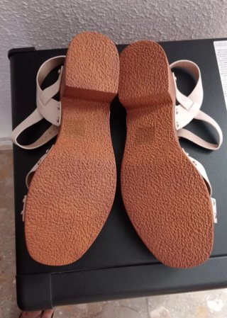 LOTE 2 pares sandalias Festissimo color nude T 40