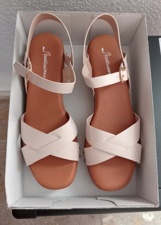 LOTE 2 pares sandalias Festissimo color nude T 40