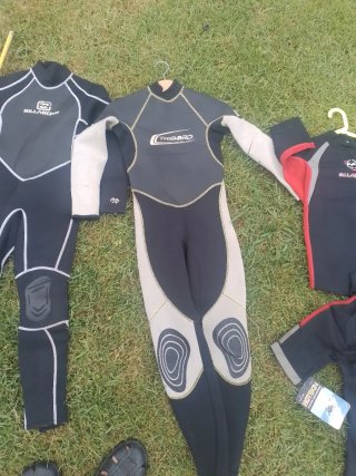 Lote de trajes de neopreno niño
