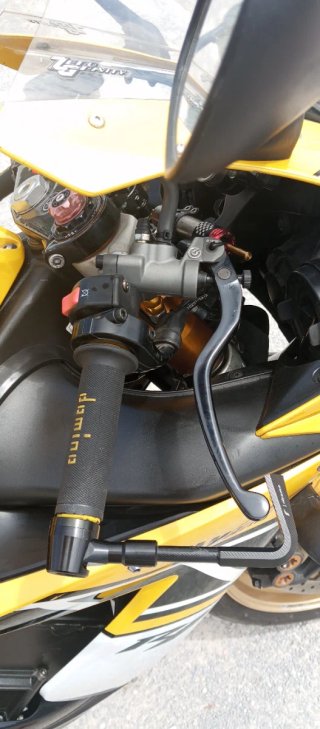 Yamaha R1 50 Aniversario