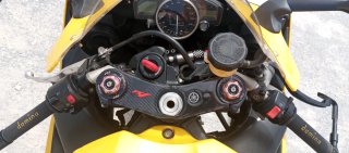 Yamaha R1 50 Aniversario