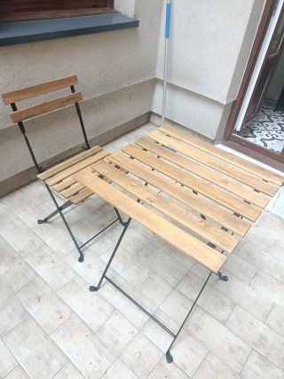 Mesa y Sillas Plegables Balcón