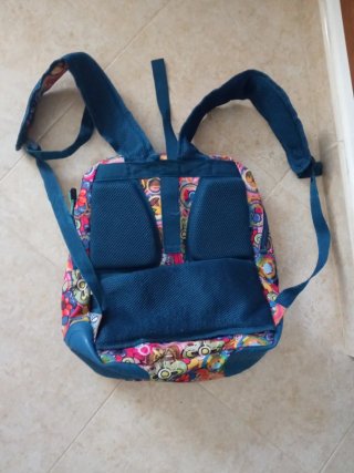 Mochila escolar con estampado floral