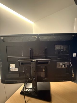 Televisión LG Negra 47 pulgadas