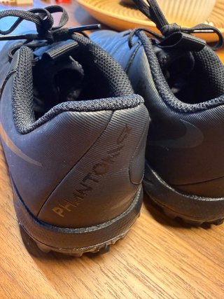 Chuteiras Nike Phantom GX 2 TF Júnior Preto T.33,5