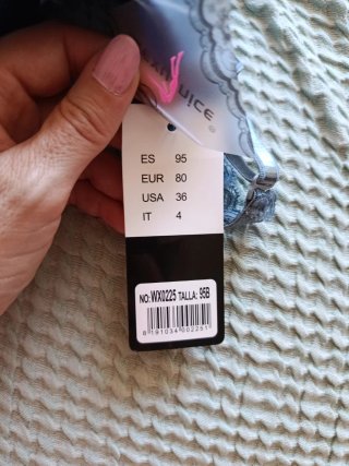Sujetador encaje sin aros 95B