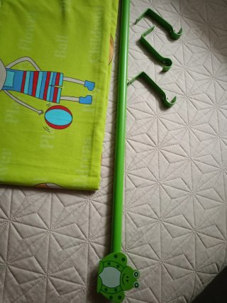 Ropa de cama infantil,barra cortinas y percha Mick