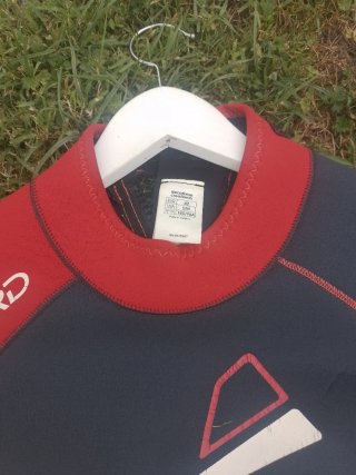 Lote de trajes de neopreno