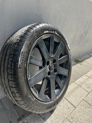 Llantas Peugeot 17 Negro+2Cubiertas Pirelli regalo