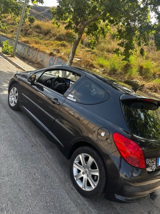 Peugeot 207 2007