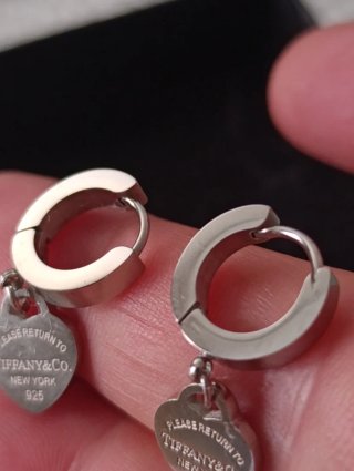 Pendientes Tiffany & Co. Aro Corazón Plata