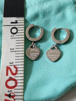 Pendientes Tiffany & Co. Aro Corazón Plata