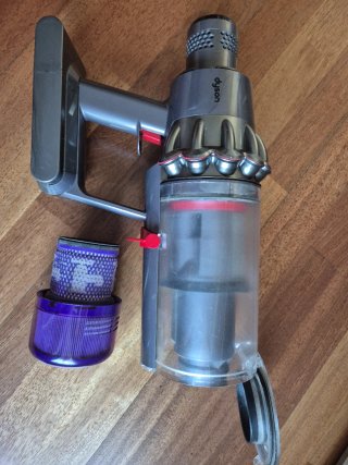 Aspirapolvere Dyson V11 con Accessori