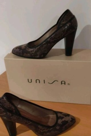 Zapatos de salón Unisa tacón piel serpiente