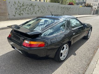 Porsche 928 1989